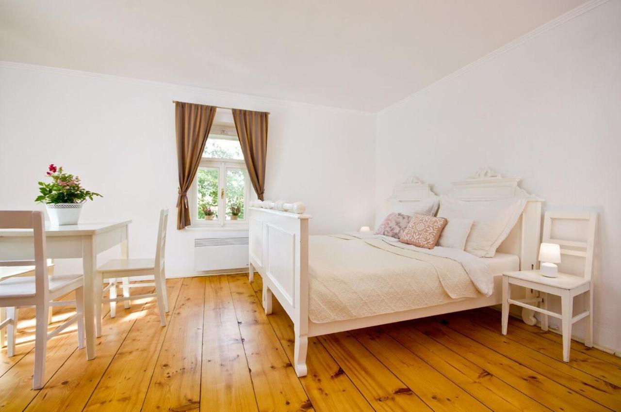 Apartmany U Rybnicku Kostelec nad Vltavou Ngoại thất bức ảnh